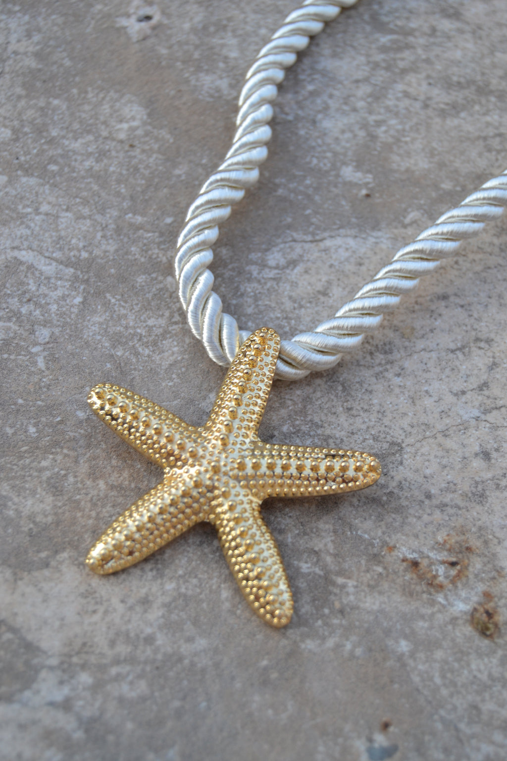 Collar estrella