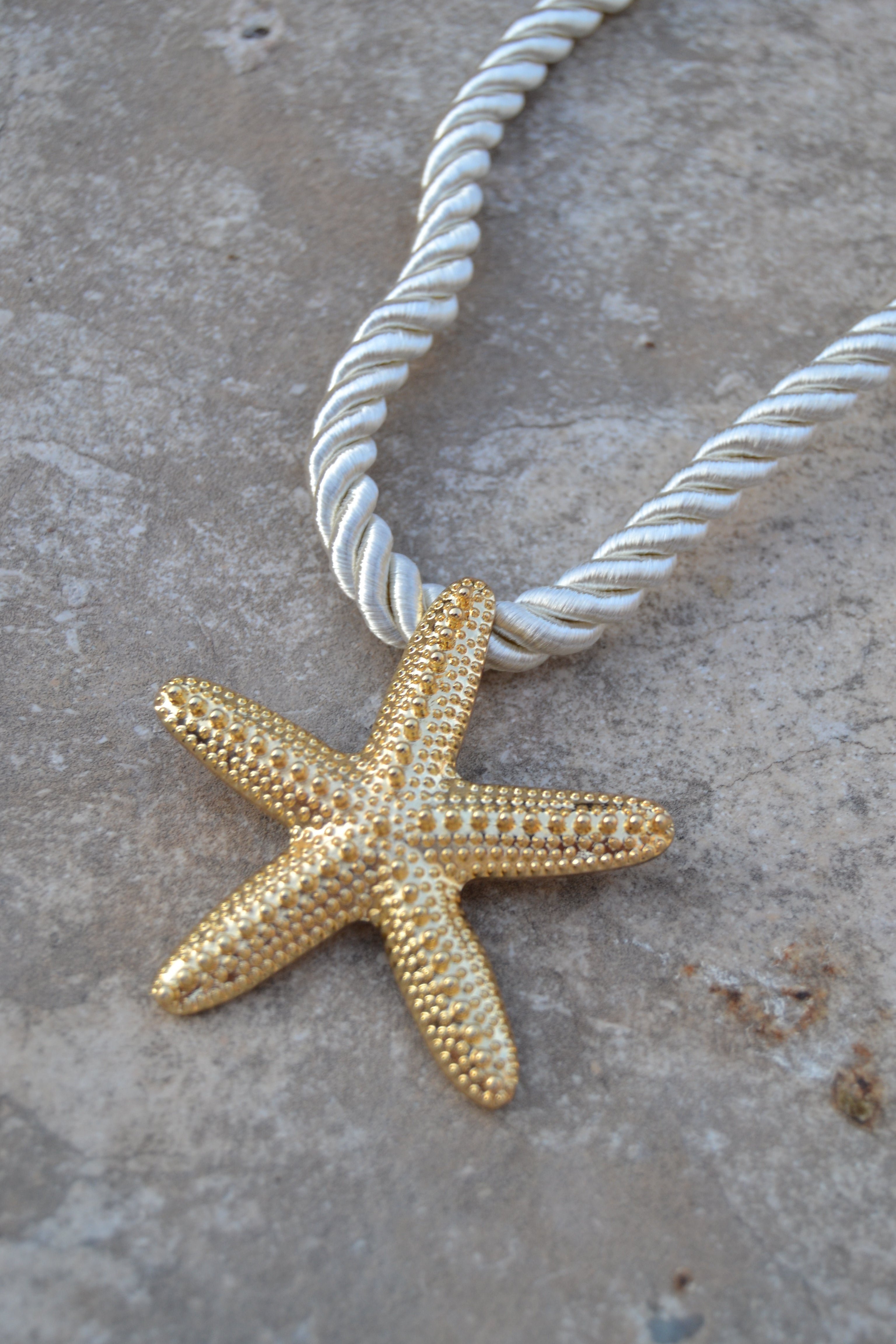 Collar estrella